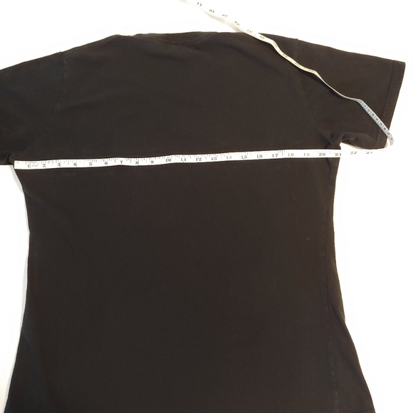 3/$15 Black Scout Mom T-shirt with Pink and White Print, Size M - Picture 2 of 3